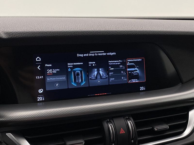 Alfa Romeo Stelvio VELOCE 2.2JTDm Q4 AUT - fotka 37 z 56