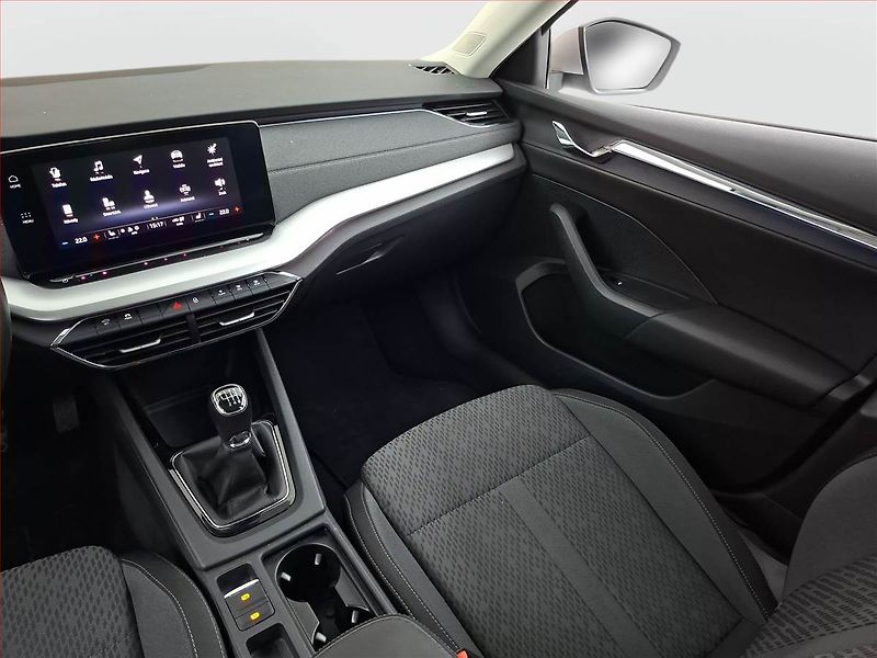 Škoda Octavia (2021) Style 1.5 TSI, ČR,1.maj - fotka 8 z 18