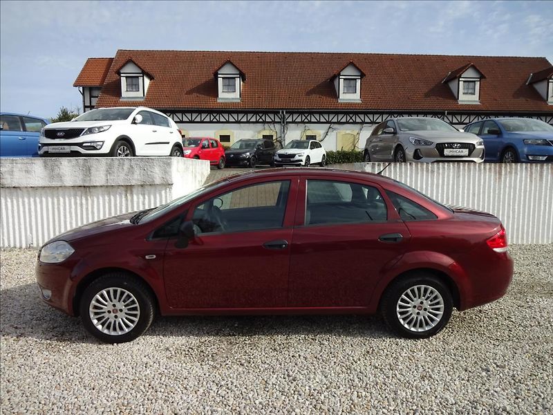 Fiat Linea 1,4i 57kW - fotka 4 z 40