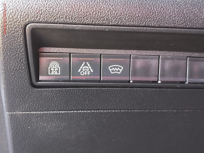 Toyota ProAce City Verso (2022) 1.5D-4D, 1.maj,ČR, Panor - fotka 23 z 27