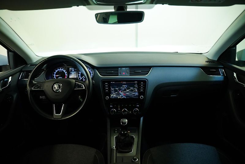 Škoda Octavia - fotka 5 z 29