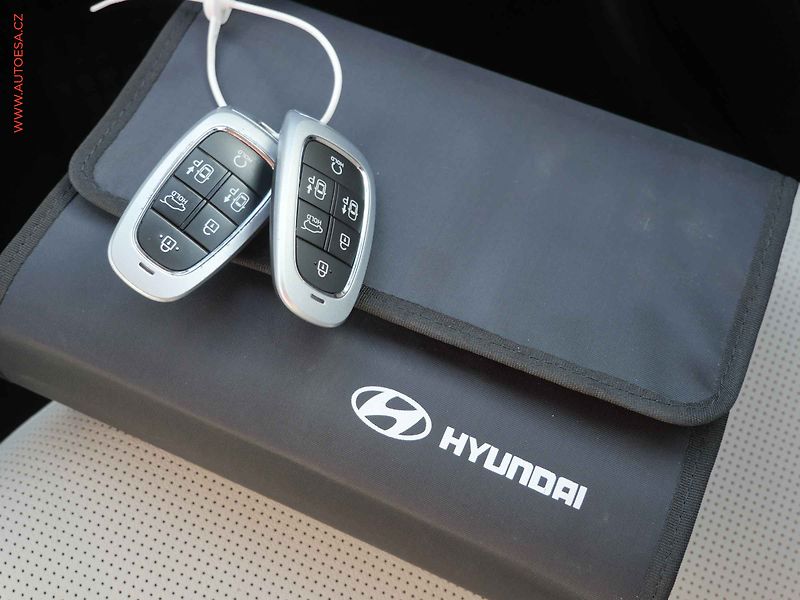 Hyundai Tucson (2021) 1.6TGDi HEV 4x4, 1.maj,ČR - fotka 27 z 27