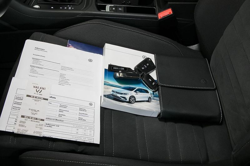 Volkswagen Touran 2.0TDI 110kW DSG Webasto IQ TZ - fotka 34 z 34