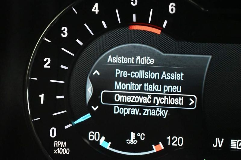 Ford Mondeo (2022) 2.0 LED SONY ACC Tažné Kamera - fotka 25 z 39