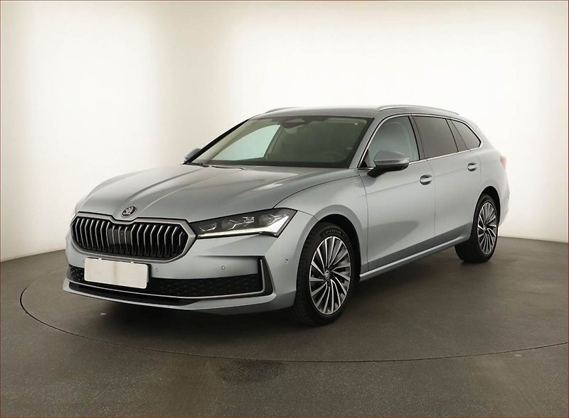 Škoda Superb (2024) Laurin&Klement 2.0 TDI - fotka 2 z 22