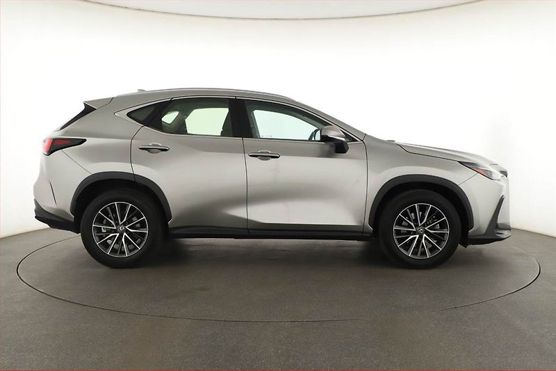 MG HS (2026) 1.5 TGI, EXCLUSIVE, Mrtvý úhel - fotka 6 z 20