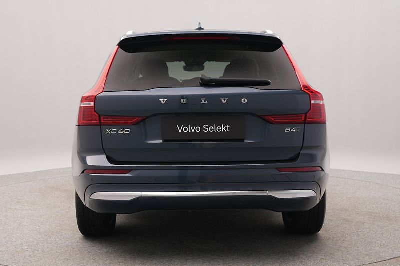 Volvo XC60 B4 AWD BRIGHT PLUS CZ 1.maj - fotka 10 z 51