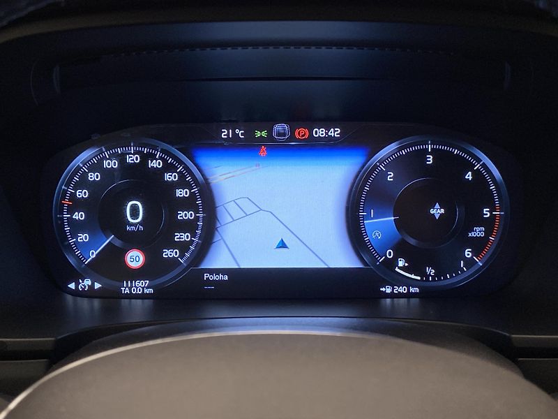 Volvo V90 D3 KINETIC REZERVACE - fotka 25 z 38