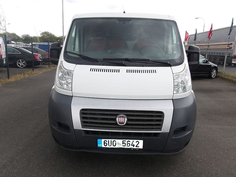Peugeot Boxer 2,2JTD 1.MAJ.! NAJ.122000km !! - fotka 7 z 31