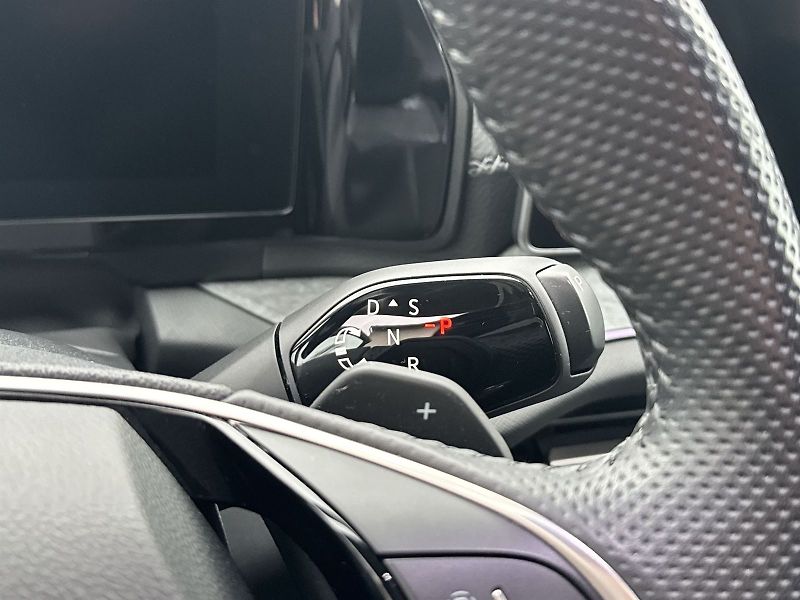 Škoda Kodiaq (2024) 2.0 TDI 4x4 DSG Exclusive Sele - fotka 17 z 36
