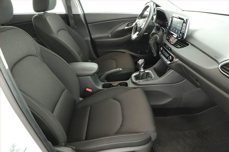 Hyundai i30 (2020) 1.4 T-GDI, Serv.kniha - fotka 7 z 18
