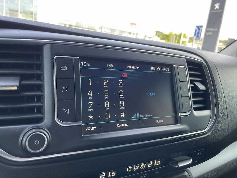 Peugeot Traveller ALLURE L2 2.0 BHDi 130 kW - fotka 20 z 31