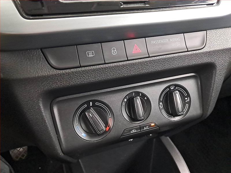 Škoda Fabia (2019) 1.0 TSI, ČR,1.maj, Tempomat - fotka 15 z 16
