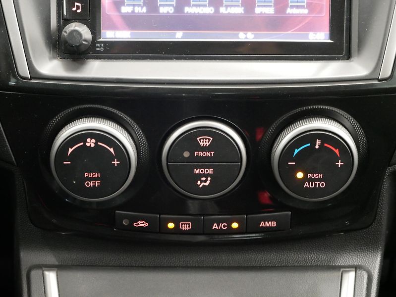 Mazda 5 - fotka 20 z 26