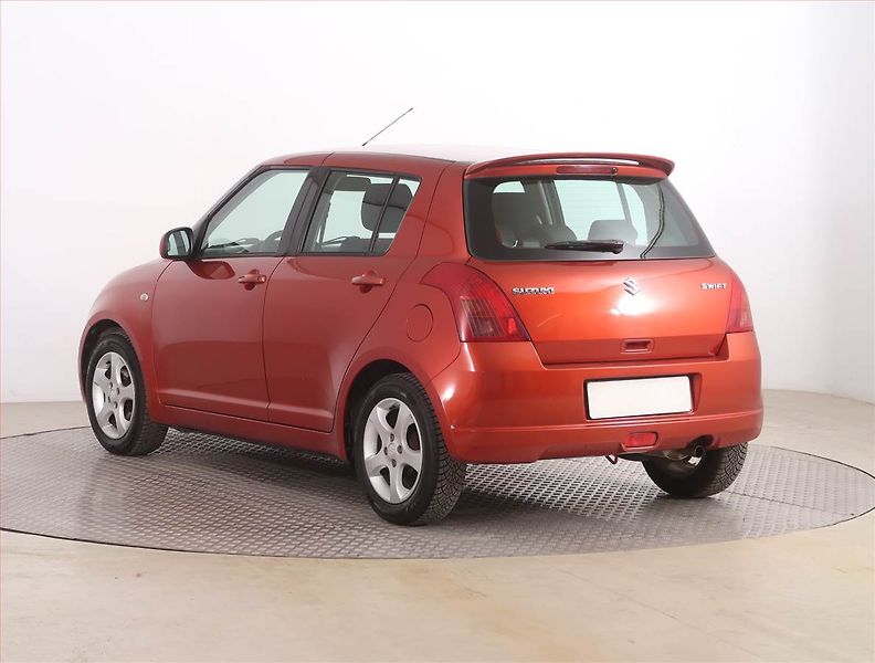 Suzuki Swift (2007) 1.3 i, Serv.kniha, po STK - fotka 4 z 16