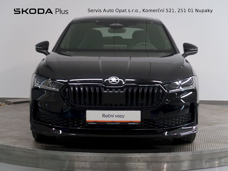 Škoda Superb (2025) iV SPORTLINE 1.5TSI 150KW NAVI - fotka 4 z 47