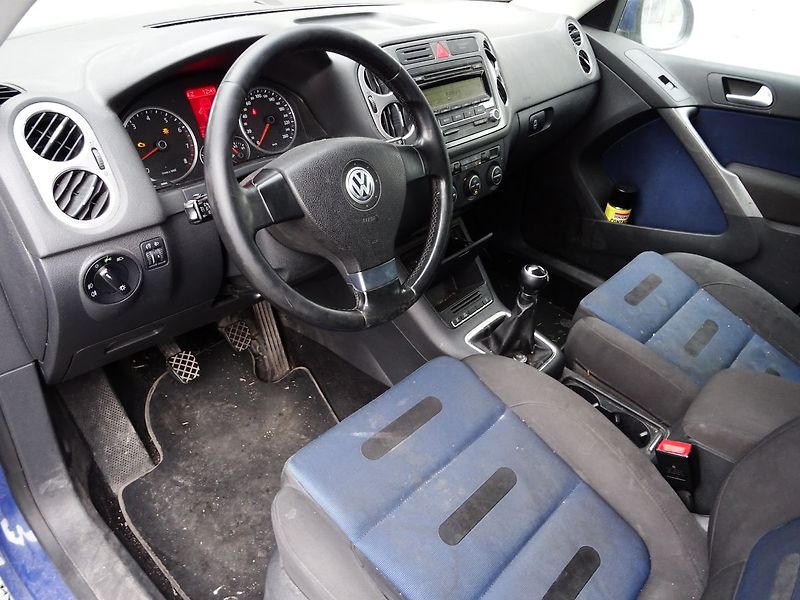 Volkswagen Tiguan 1.4TSI 4Motion Pojízdné na ND - fotka 16 z 48