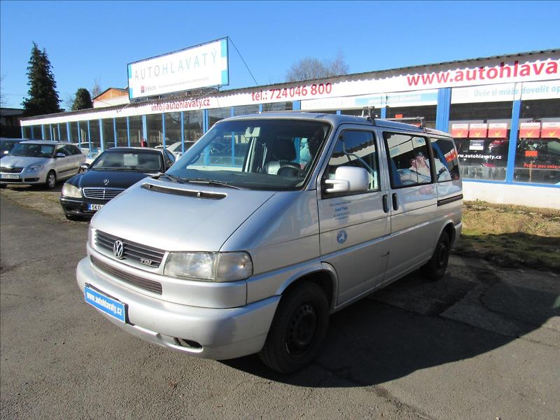 Volkswagen Caravelle 2,5 TDI 75kW - fotka 1 z 28