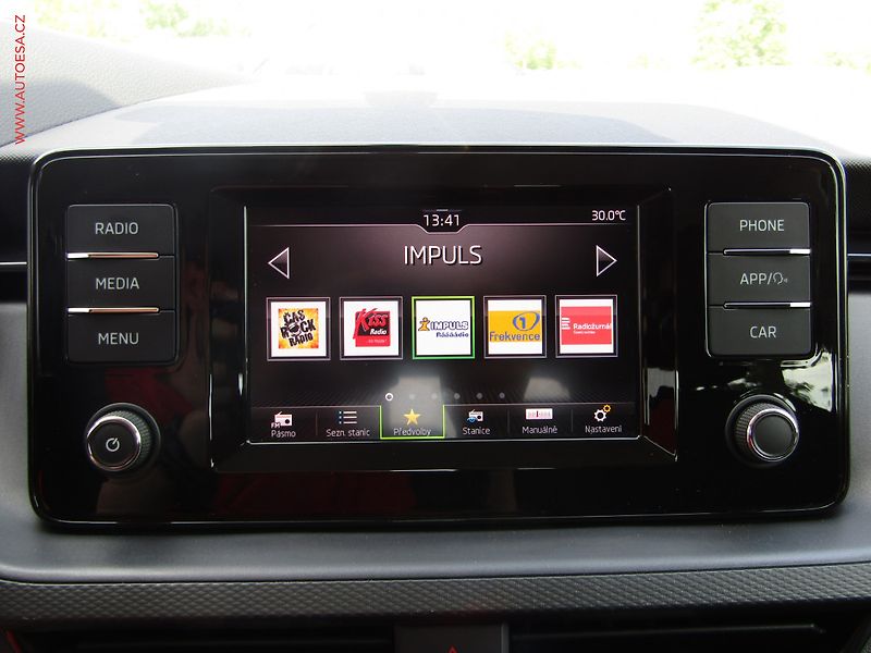 Škoda Kamiq (2019) 1.0TSi, ČR, Ambition, TZ - fotka 15 z 18