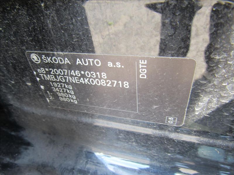 Škoda Octavia 1,6 TDi 85kW Style - fotka 26 z 29