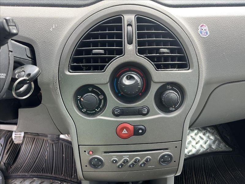 Renault Modus 1,4 i SERVIS - fotka 16 z 28