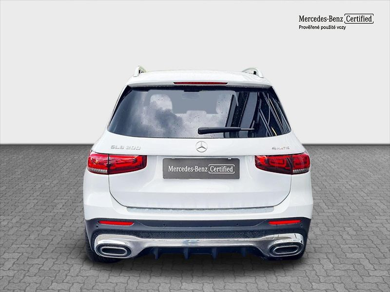 Mercedes-Benz GLB 200 4MATIC AMG Line - fotka 4 z 22