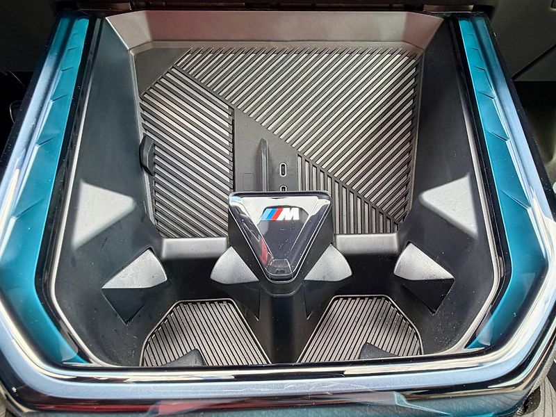 BMW X3 (2025) M50 INDIVIDUAL Ventilace Nezáv - fotka 33 z 57
