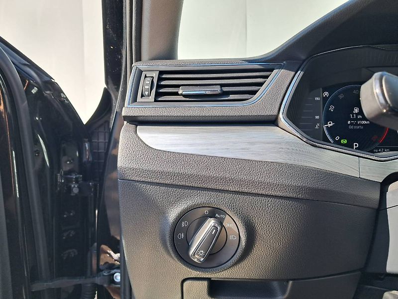 Škoda Superb (2022) III FC Ambition plus 2.0 TDI / - fotka 16 z 26