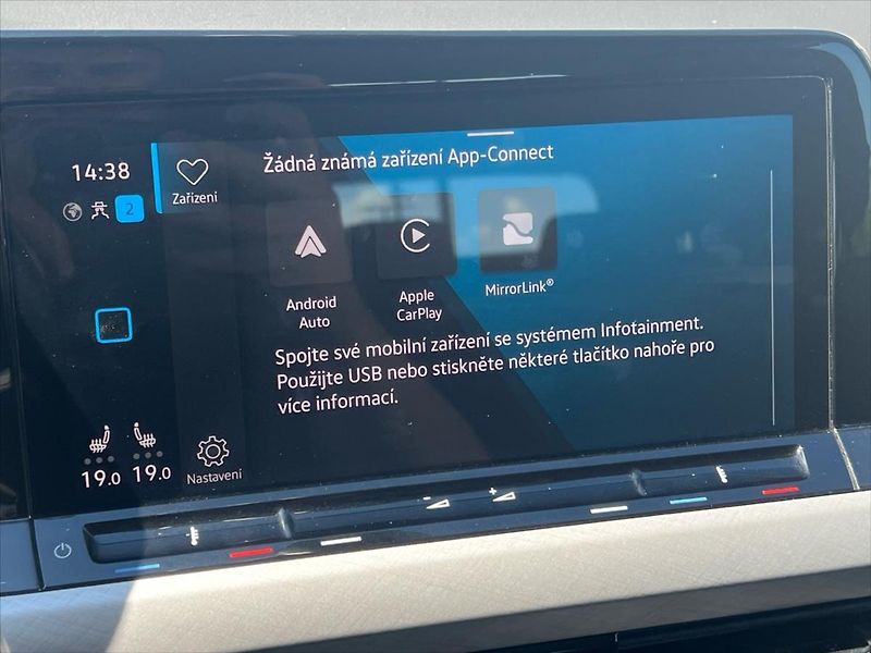 Volkswagen Golf Variant 1,0 TSi 81kW LIFE  8 - fotka 22 z 26
