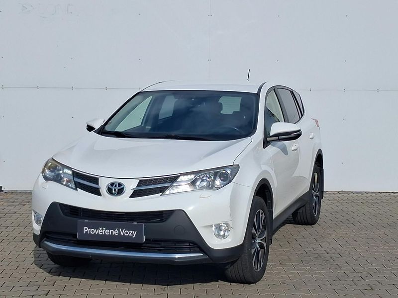 Toyota RAV4 2.2 D-4D Active 4x4 - fotografie inzerátu