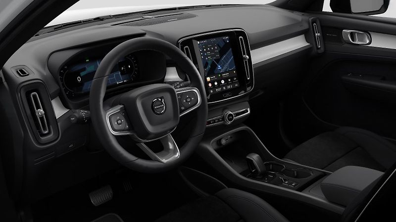 Volvo XC40 (2026) B3 PLUS DARK AUT - fotka 9 z 12