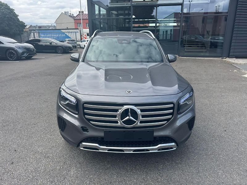 Mercedes-Benz GLB (2025) 200 d 4MATIC - fotka 2 z 29