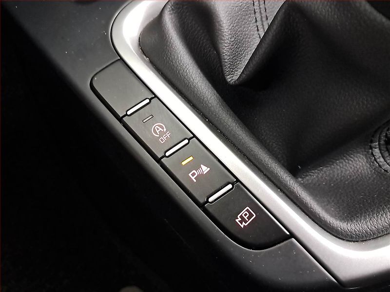 Kia Ceed (2023) Spin 1.0 T-GDI, SPIN, DPH - fotka 16 z 18