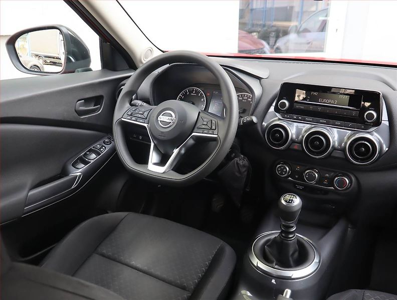 Nissan Juke (2021) N-Connecta 1.0 DIG-T - fotka 7 z 15
