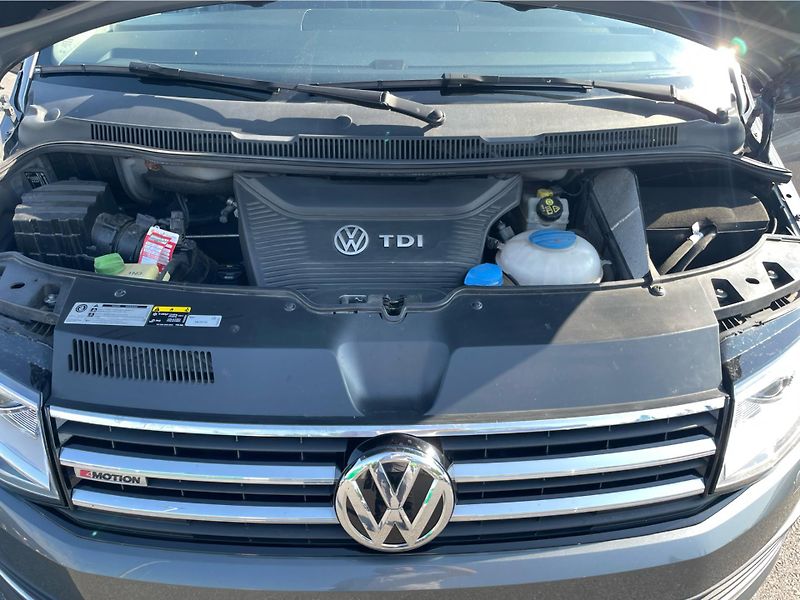 Volkswagen Multivan 2.0 TDi 4-Motion DSG 7st. High - fotka 25 z 26