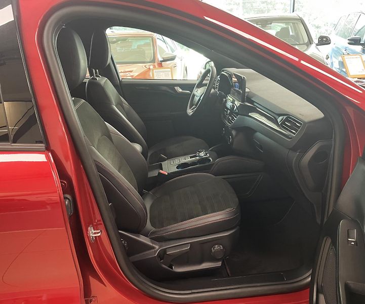 Ford Kuga ST-Line X 2,5HEV, ČR, 1.MAJ - fotka 11 z 31