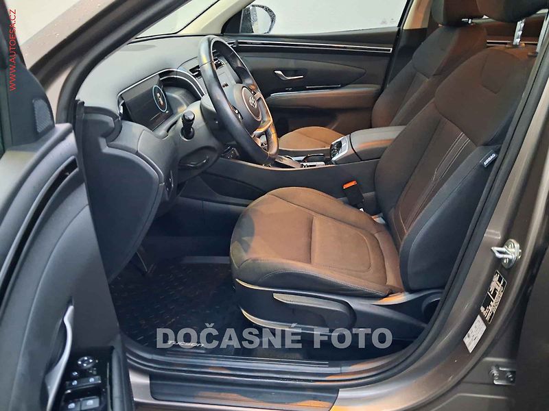 Hyundai Tucson (2023) 1.6 T-GDi 4x4, 1.maj,ČR - fotka 9 z 20