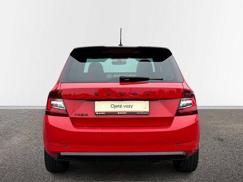 Škoda Fabia Monte Carlo - fotka 17 z 25