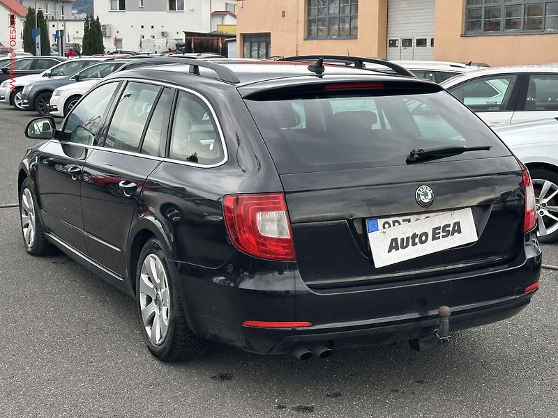 Škoda Superb (2011) 1.6TDi, TZ, bixen - fotka 6 z 19