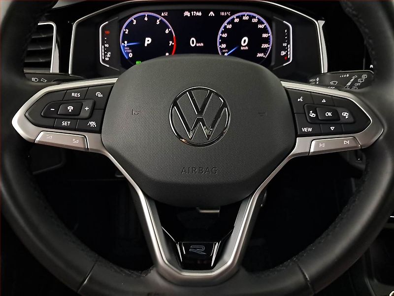 Volkswagen Taigo (2023) R-Line 1.5 TSI - fotka 18 z 26