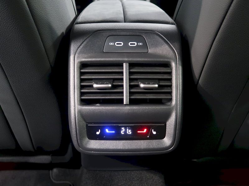 Škoda Superb (2025) SPORTLINE 2.0TDI 142KW 4x4 DSG - fotka 45 z 49