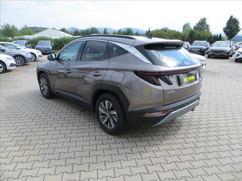 Hyundai Tucson 1,6 CRDi mHEV DCT Smart 100 kW - fotka 5 z 28
