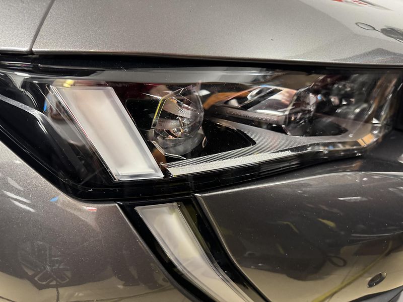 Peugeot 508 (2023) SW BlueHDi130 EAT8 ALLURE - fotka 33 z 40