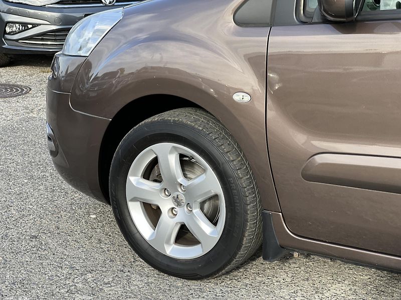 Peugeot Partner Tepee 1.6i KLIMA KOUPENO V ČR 1.MAJ. - fotka 34 z 37