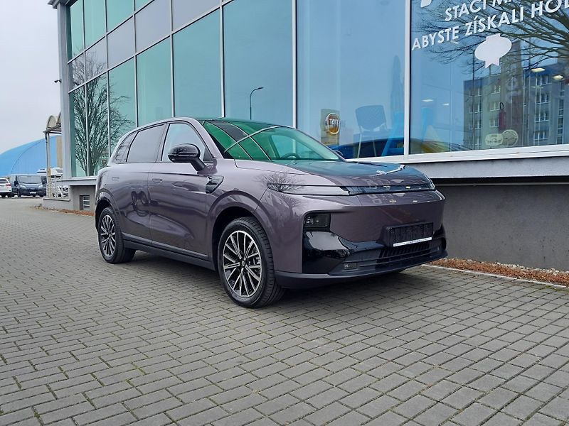 Leapmotor B10 (2026) Design 67kW EV - fotka 3 z 38