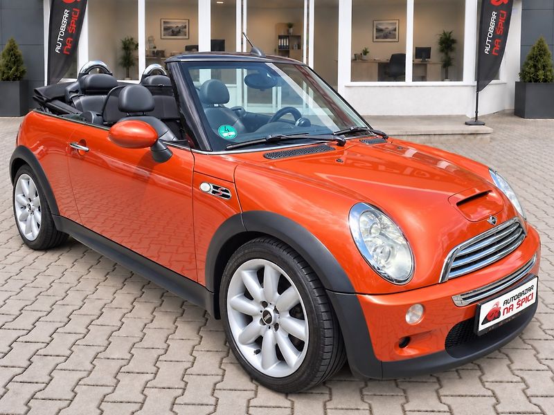 Mini Cooper S (2004) CABRIO 1.6 125kW KOMPRESOR - fotka 9 z 27