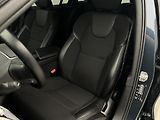 Volvo V60 B4 MOMENTUM AUT  - náhled 17