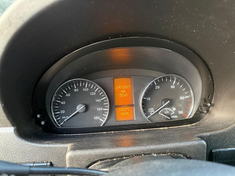 Mercedes-Benz Sprinter (2018) 314 cdi 105 kw velká výbava - fotka 5 z 7