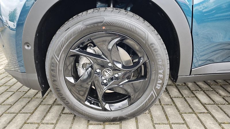 Alfa Romeo Junior (2026)  1,2 T 145 PS automat - fotka 11 z 37