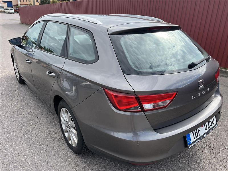 Seat Leon 1,4 TSi 92KW KLIMA ROZVODY - fotka 8 z 40